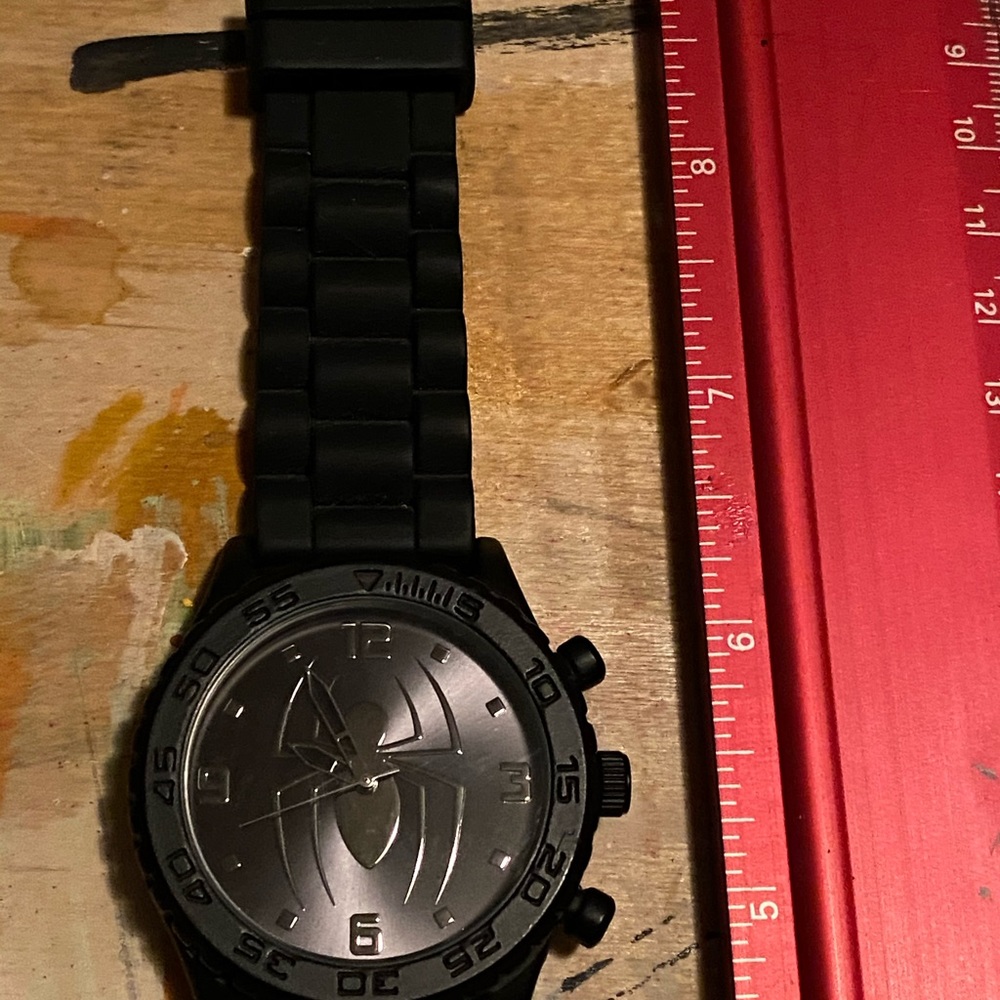 🕷 Spider-Man Watch - Picture 4 of 4